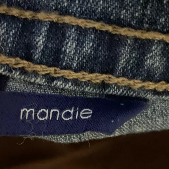 Bandolino Blue Jean Shorts Denim Womens 8P Pockets Belt Loops Zip Button Closure - Picture 11 of 11